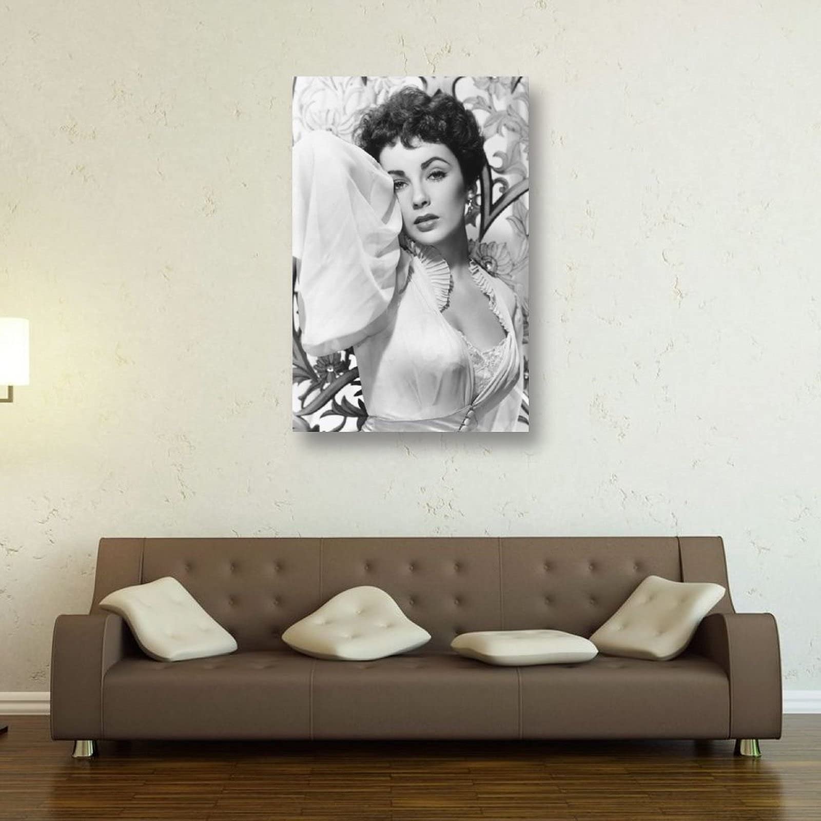 エリザベス テイラー額付50cm×50cmポスター1枚及びA4額付ポスター2枚 エリザベス テイラー額付50cm×50cmポスター1枚及びA4額付ポスター2