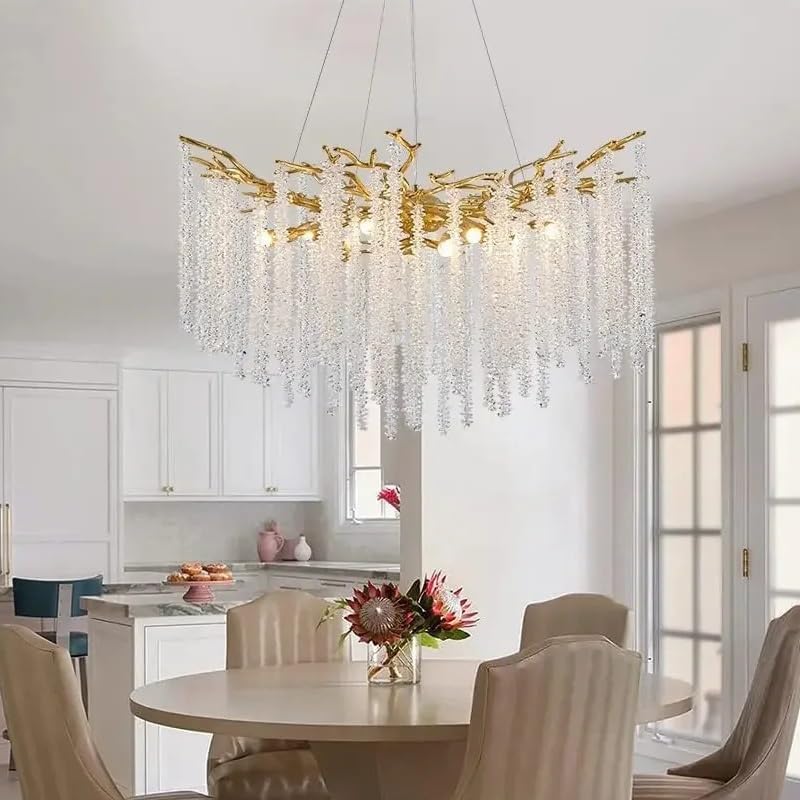 Lustre rond en cristal pour illuminer un salon sombre avec élégance