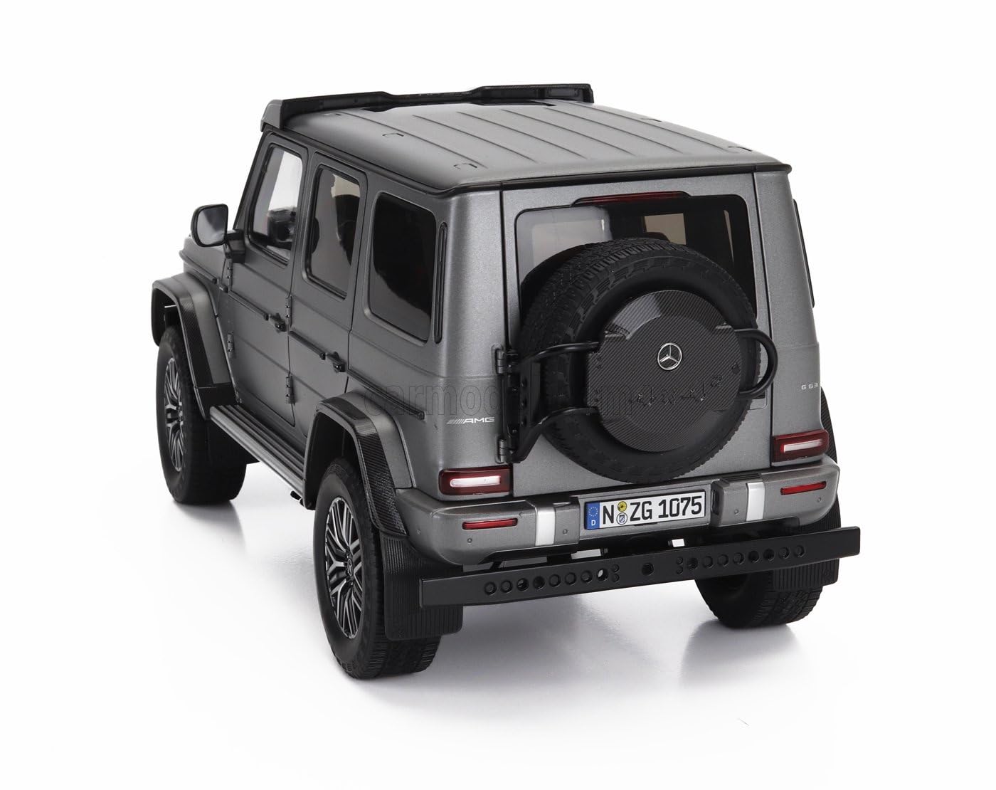 Amazon.co.jp: ミニカー 1/18 メルセデス ベンツ Gクラス G63 NZG 1/18 