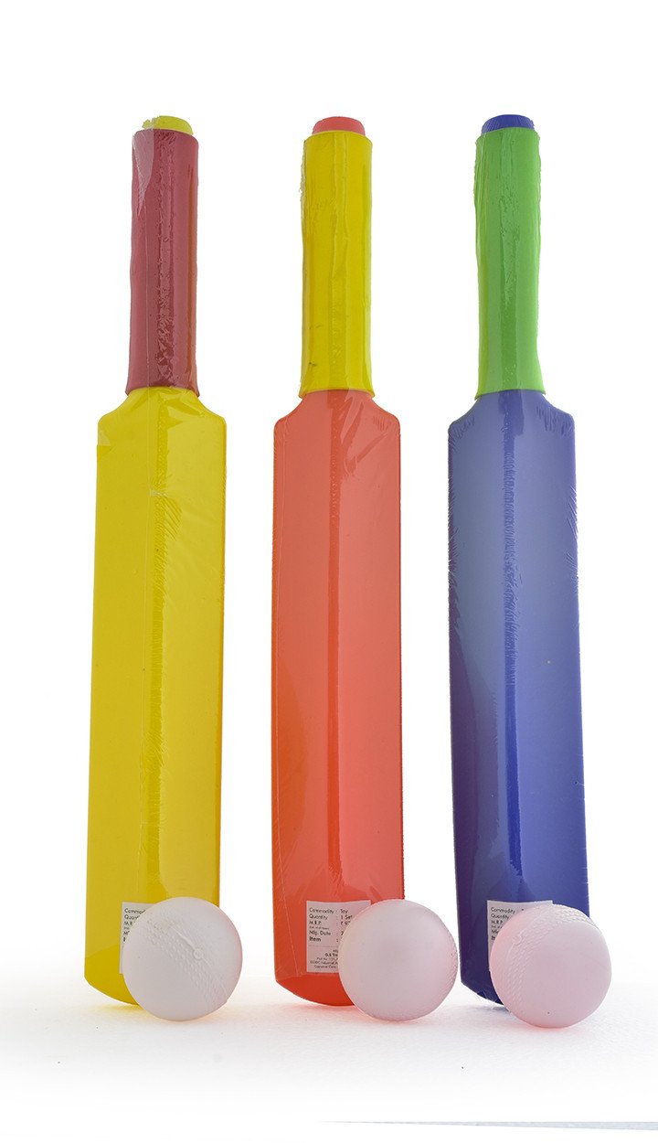 tanman plastic bat small size with rubber grip on handle ( Multi colors ) (B07CWRGS4N) Amazon Price History, Amazon Price Tracker
