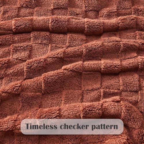 NEWCOSPLAY Super Soft Throw Blanket Coffee Premium Silky Flannel Fleece 3D Checkered Lightweight Bed Blanket All Season Use (Coffee Checkered, Throw(50"x70"))