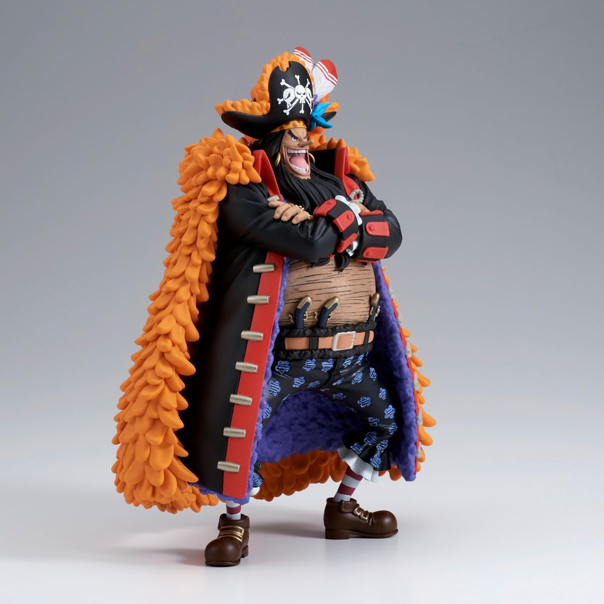 Amazon.co.jp: バンプレスト ワンピース マーシャル・D・ティーチ DXF