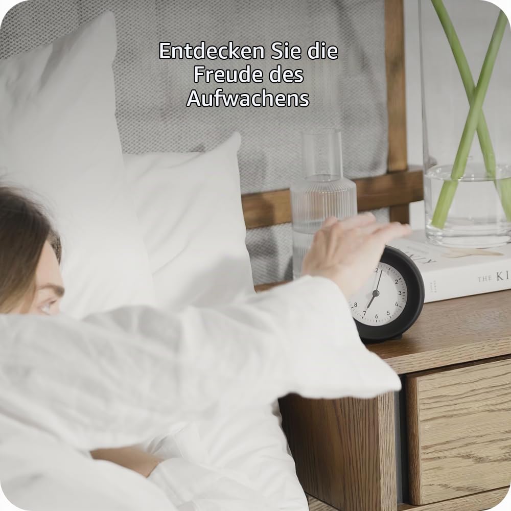 mudita Bell 2 Wecker Analog mit minimiertem blauem Licht - Minimalistischer Offline Sunrise Alarm Clock - 10 Melodien, Entspannungsklänge, Naturgeräusche - Grau