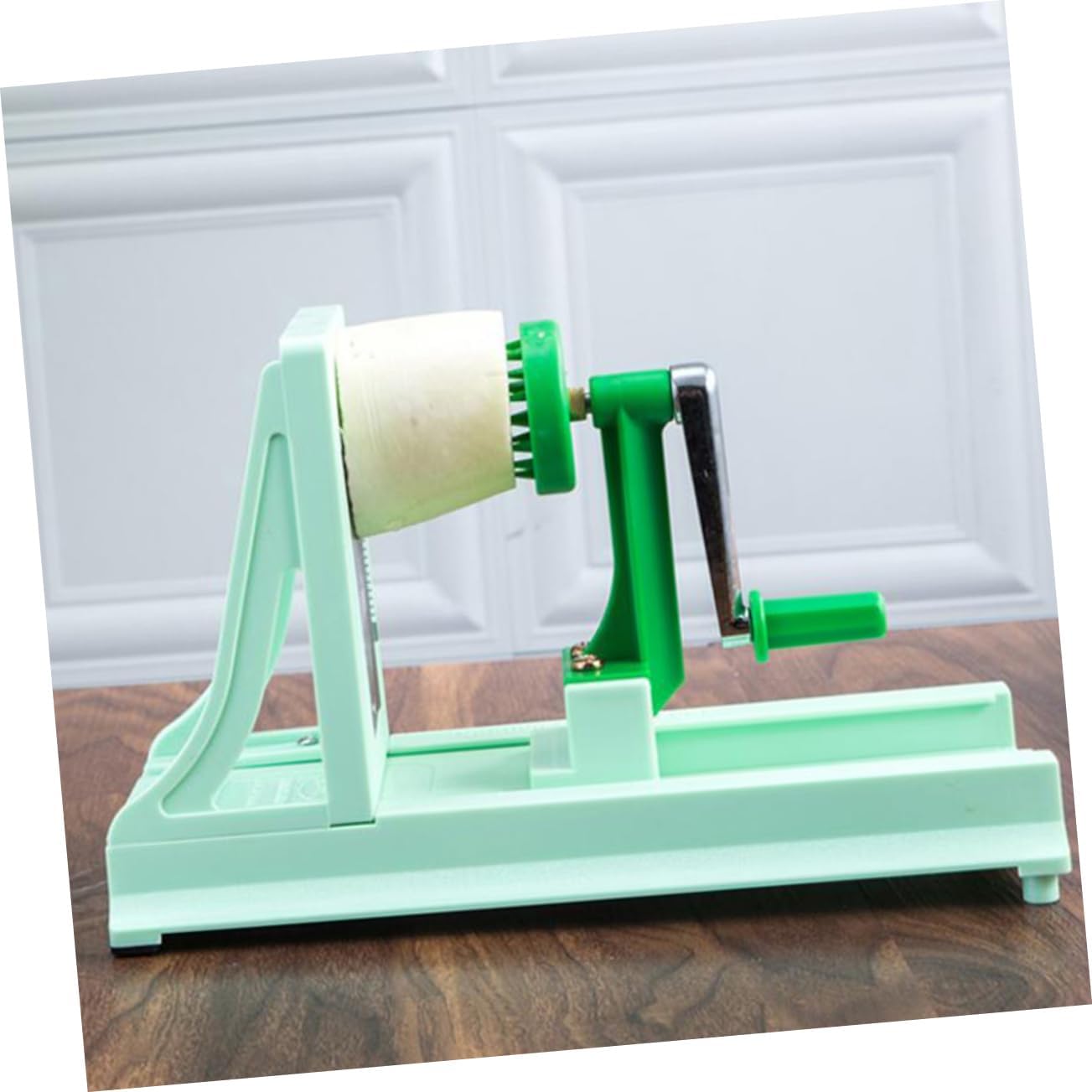 Multifunctional Grater Hand Crank Plastic Vegetable Chopper Cheese Grater for Slicing Shredding Efficient Cutting