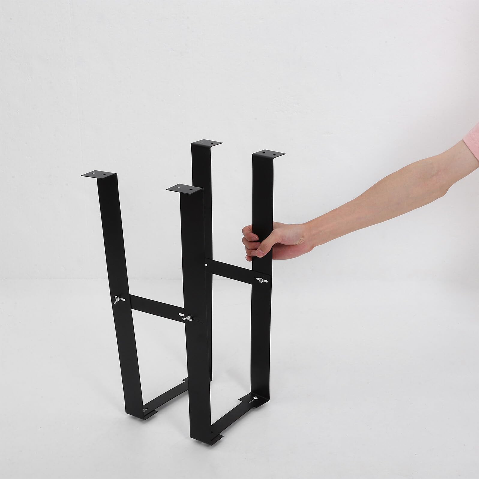 Soporte Ajustable de Acero al Carbono con Diseño Especial y Estructura Resistente para Montaje Debajo del Escritorio en Oficina
