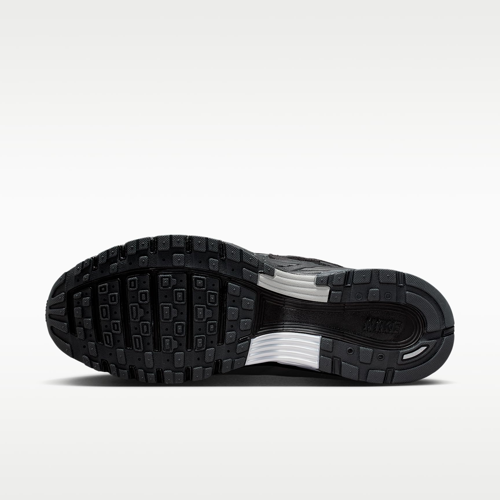 Nike P-6000 - Zapatos de ante para hombre (antracita/cromo/plateado metálico/negro)