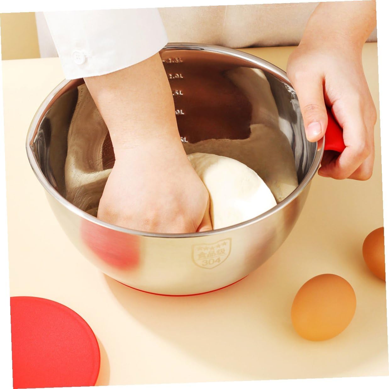 Stainless Steel Mixing Bowls with Red Handle and Silicone Non-slip Base, 18cm 20cm Kitchen Salad and Egg Beating Bowls Set with Lids and 3 Graters for Food Preparation