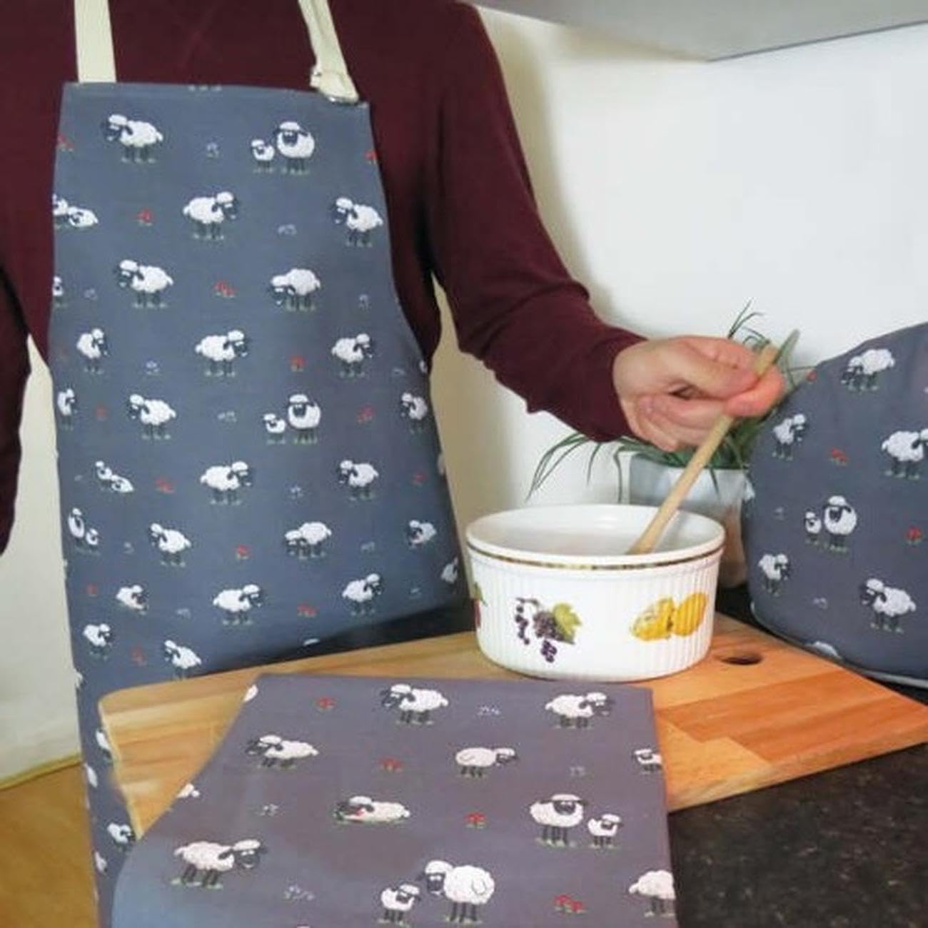Samuel Lamont Fluffy Flock Cotton Apron Adjustable D-Ring Neck Perfect for Kitchen Comfortable Stylish Ultra Lightweight 27.55" x 35.43"