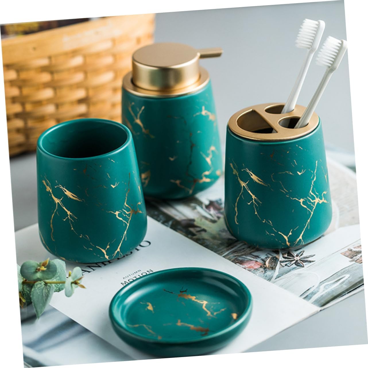 1Set Dark Bathroom Accessory Includes Toothbrush Holder Wash Cup Lotion Bottle and Soap Dish Elegant Wash Cup Kit for Organized Bathroom