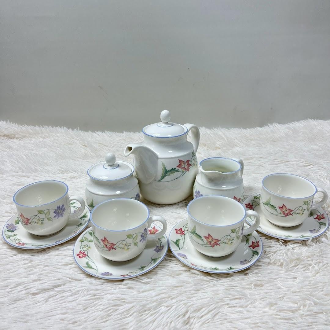 ロイヤルアルバート ティーポット＆クリーマー＆シュガーボウル F4