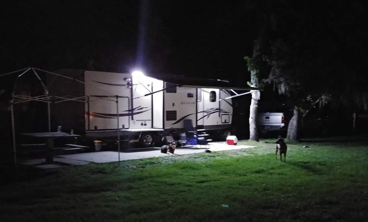 Seagen RV Led markiza na imprezę, światło Led markiza taśma światło do kampera przyczepy kempingowej podróż przyczepa stoiska koncesyjne samochody ciężarowe, oświetlone zadaszenie miejsce na karty do gry, 5 m (16,4 stóp), DC 12 V, białe