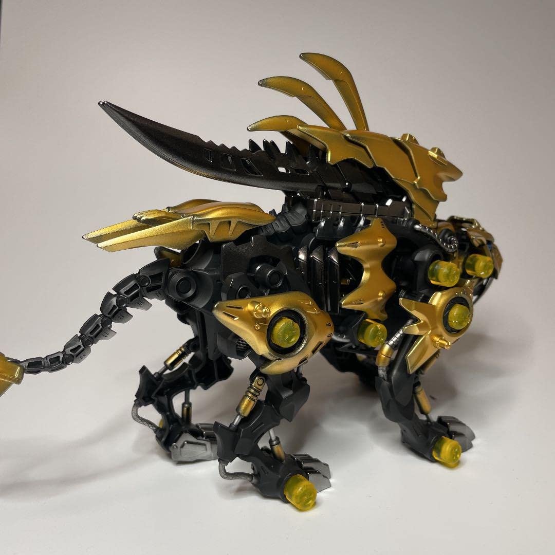 【非売品】ゾイドワイルド　ファングタイガーアンバー ゾイドワイルド バトルカードハンター R ファングタイガー