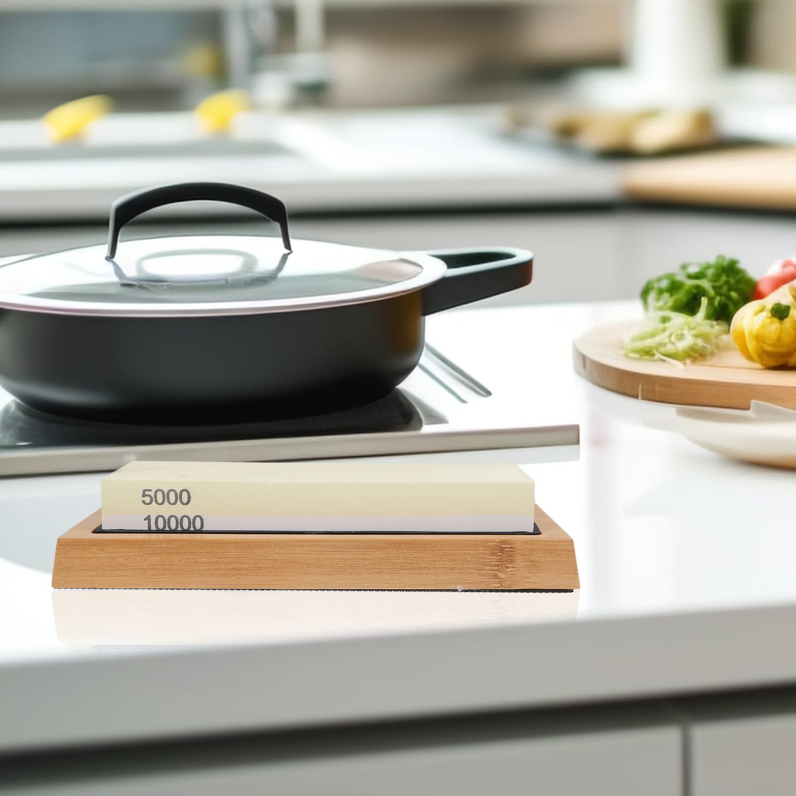KICHOUSE Set Affilacoltelli Utensile Versatile con in Bianco e Base in Bambù Antiscivolo per Affilatura