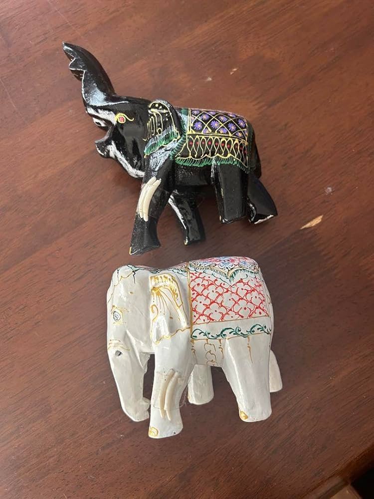 [引き取り限定]　陶器製　ゾウの置き物　‼️ 引き取り限定] 陶器製 ゾウの置き物 ‼️