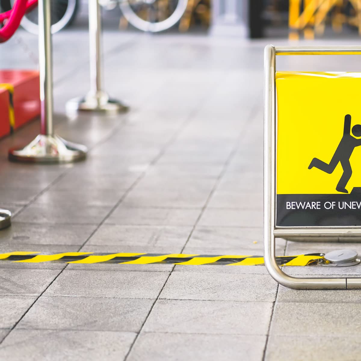 Nastro di segnalazione adesivo per segnalare distanza di sicurezza, zona di lavoro, frecce a terra o qualsiasi segnalazione di avvertimento, sigillo di sicurezza di 33 metri - Ofituria