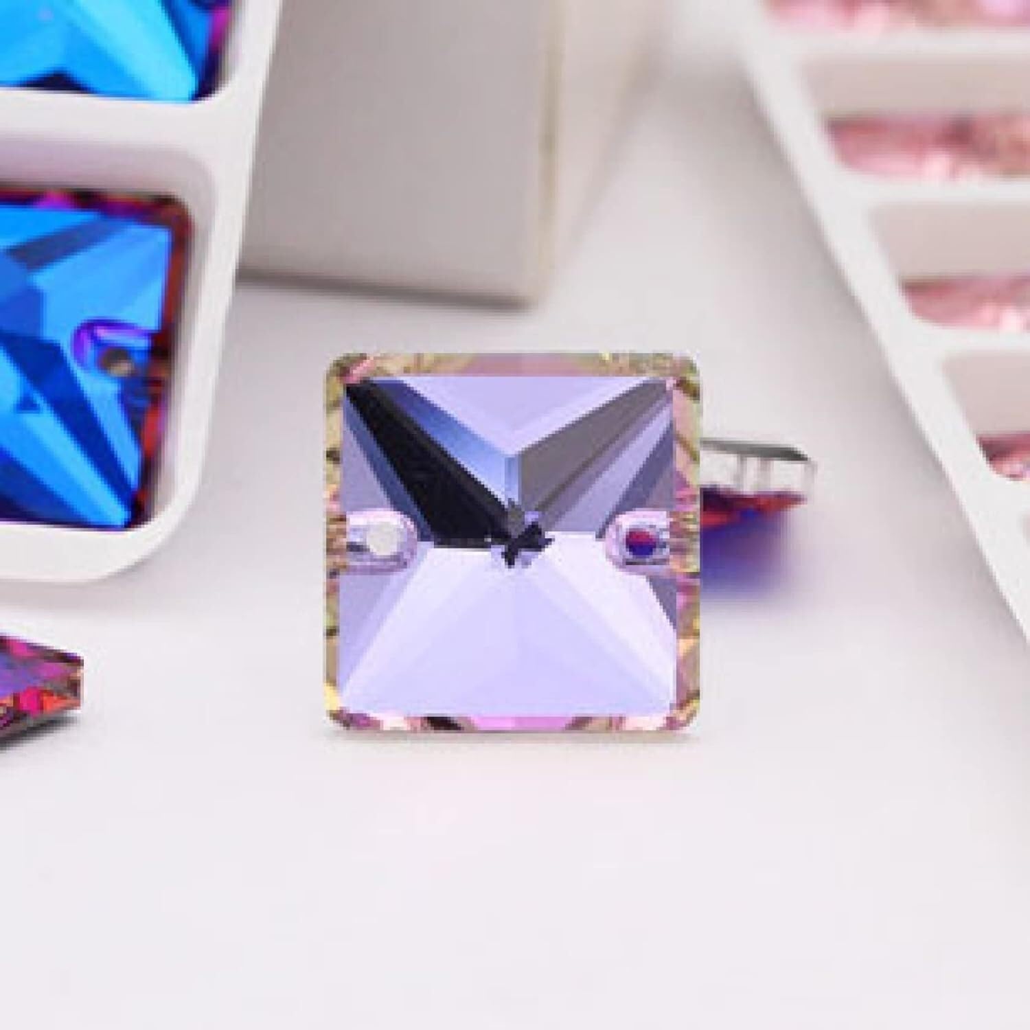 Cyrkonie, Kryształowy kamień Aplikacja Niebieskie szkło Dekoracyjne akcesoria Kryształowe Sztuka i rzemiosło Sukienka naszywana kryształki(Purple,12mm 40pcs)