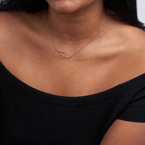 Vista 3 de OAK & LUNA - Collar con nombre personalizado