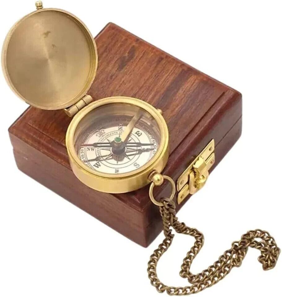 Brújula vintage de latón con caja de madera y cadena, brújula de navegación antigua para viaje, camping, senderismo, coleccionistas y regalo miniatura 1