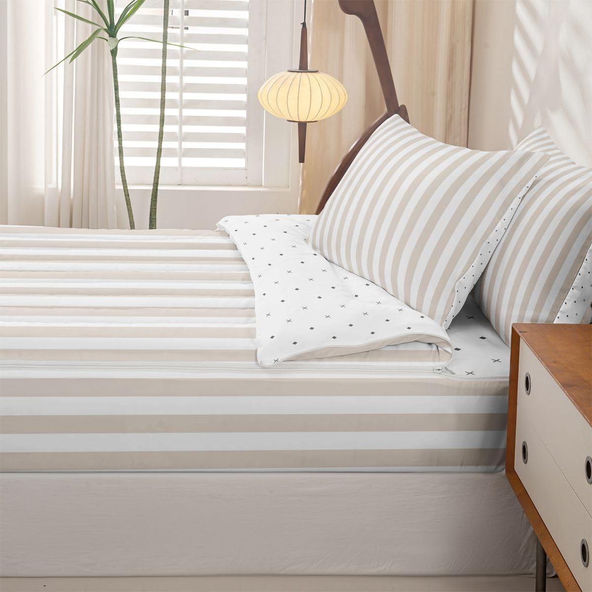 Striped Zipper Comforter Set,Beige White Stripes Full Bedding Sets,Classic Vertical Stripe 1 Zipper Comforter + 1 Fitted Sheet + 2 Pillowcases,Modern Geometric Minimalist 4Pcs Complete Bedding Set