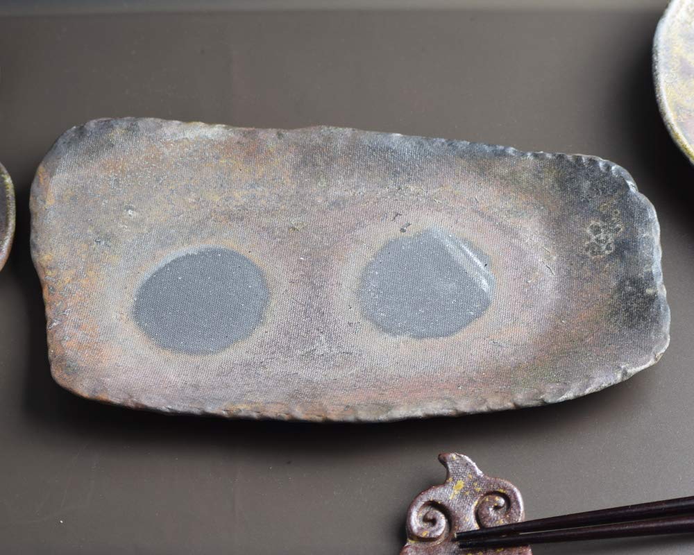 Amazon.co.jp: 変形皿 (中) 津軽金山焼 陶器 皿 和風 (約22cm×13cm