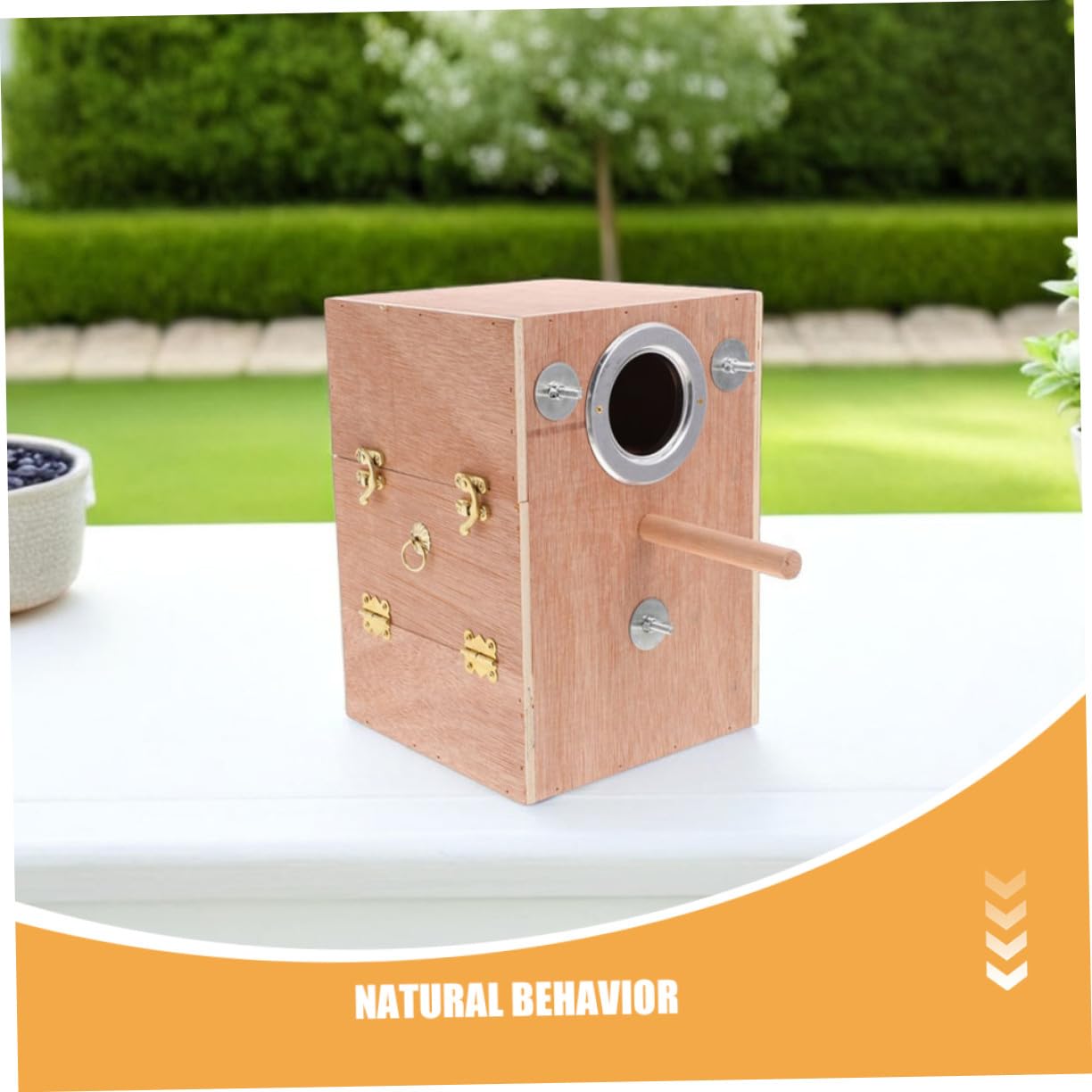 NOLITOY Caja Nido de Madera para Periquitos con Soporte Perchero Colgante Exterior Refugio de Cría Seguro y para Agapornis y Cacatúas Diseño Ahorrador de para Jaulas