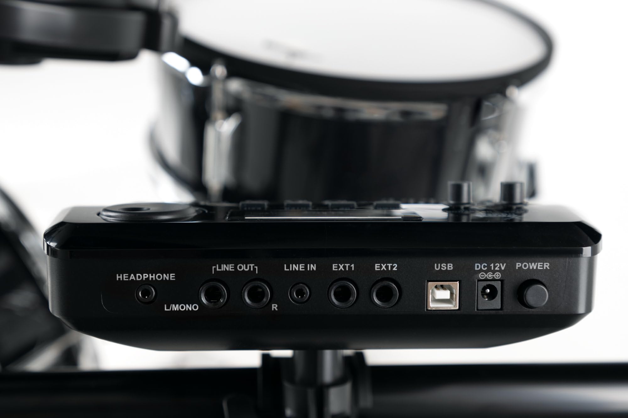 XDrum DD-670 PLUS Mesh E-Drum Kit - batteria elettronica con vera HiHat e casse in legno - pad rullante 14" e pad cassa 20" - 720 suoni, 20 kit utente - incl. hardware - Black Sparkle
