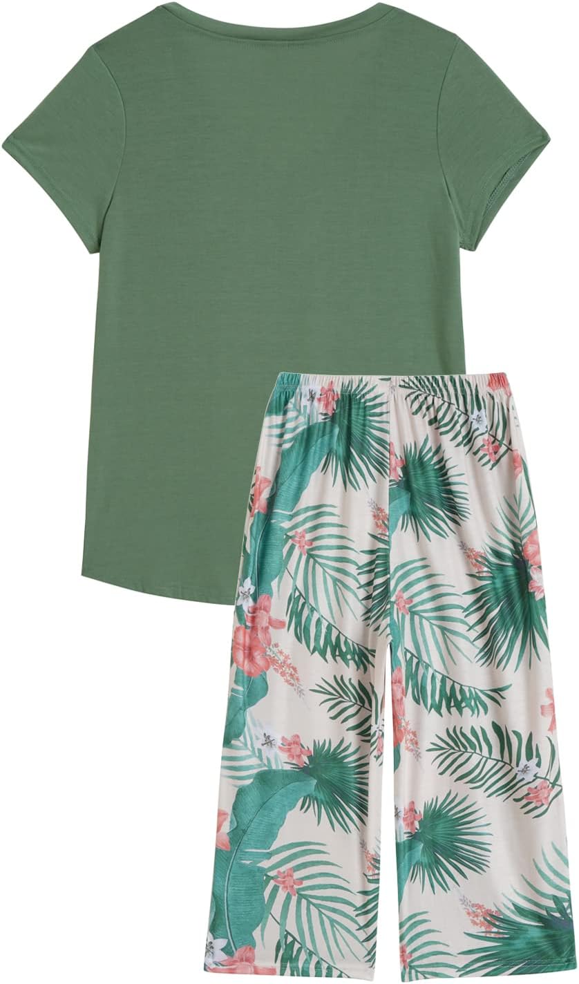 YIJIU Women Soft Comfy Pajamas Cute Cat Short Sleeve Capri Pants PJS Set - Image 3