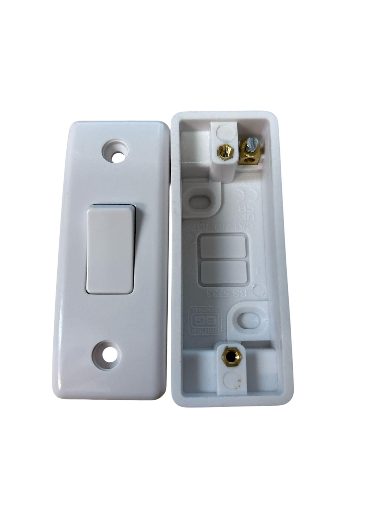 BG 847 Moulded Round Edge | White | 1 Gang 10A 2 Way Architrave Switch and Surface Mounted Back Box, Pattress Box for Switches, 19mm, Round Edge, Nexus 800 Series, White Moulded - 837