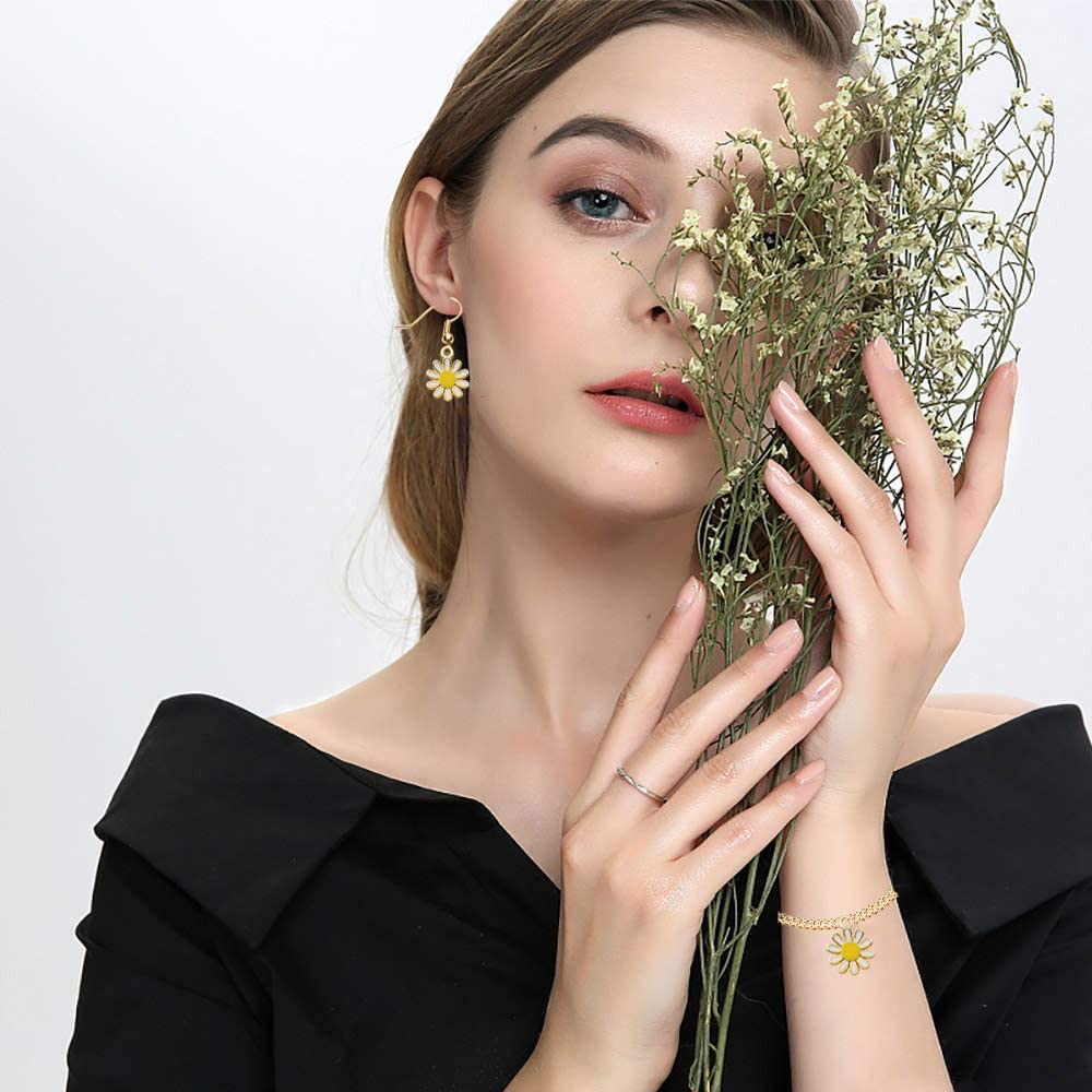 Daisy Flower Charm Pendant for DIY Jewelry MakingNecklace Bracelet Earring DIY Jewelry Accessories Charms (60 Pcs)