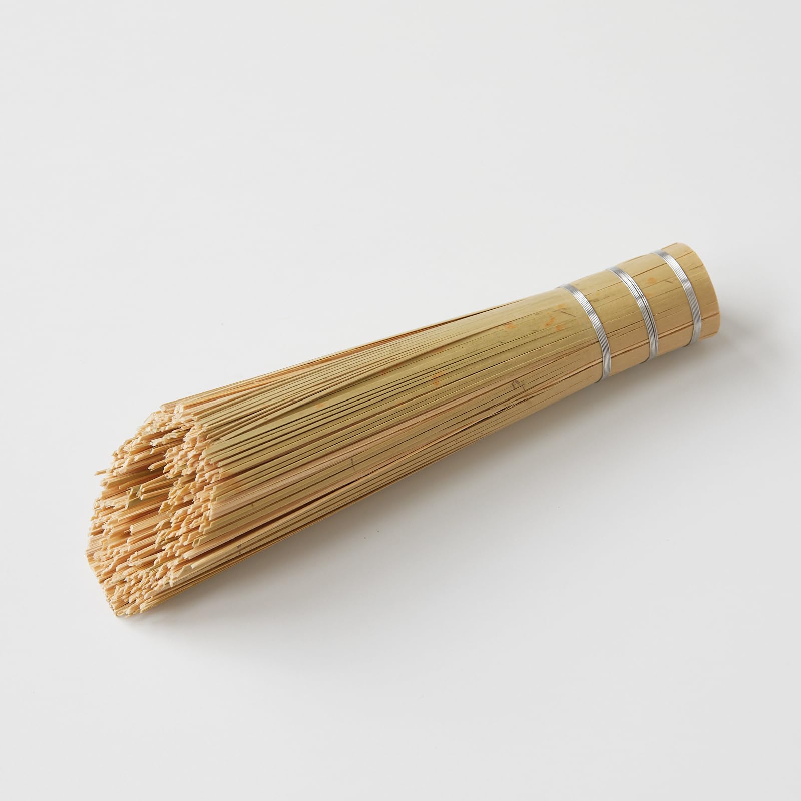 KAGOYA Sasara Bamboo Brush for Frying Pans and Woks ([9.1inch / DIAGONALLY CUT) vegetable brush