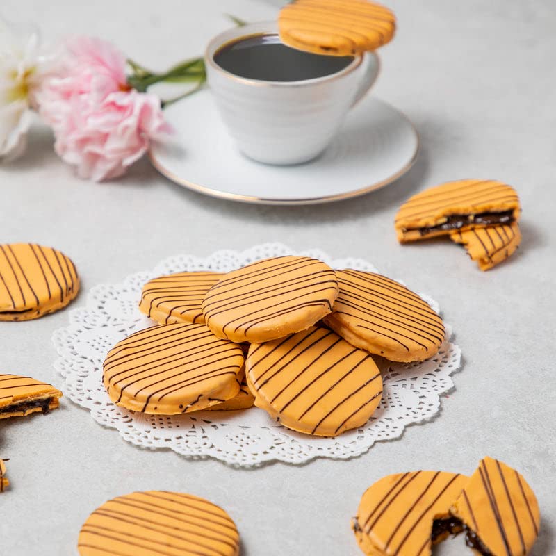 Image of Nova Nova Orange Waffle Chocolates - Box of 20 Orange Flavour Waffle Chocolates | 100% Vegetarian, Eggless | No Added Preservatives (600 Grams)