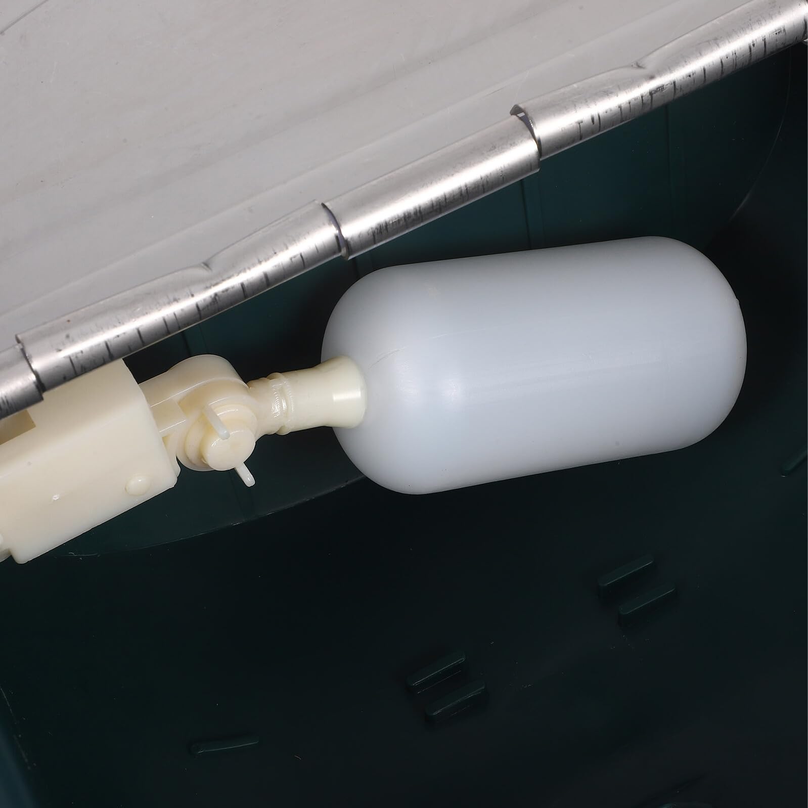 SHINEOFI Bebedero Automático para Animales de Plástico Resistente con Válvula de Flotador y Tubo de Acero Inoxidable de 80 CM para Caballos Vacas Cabras Ovejas y Perros Abrevadero