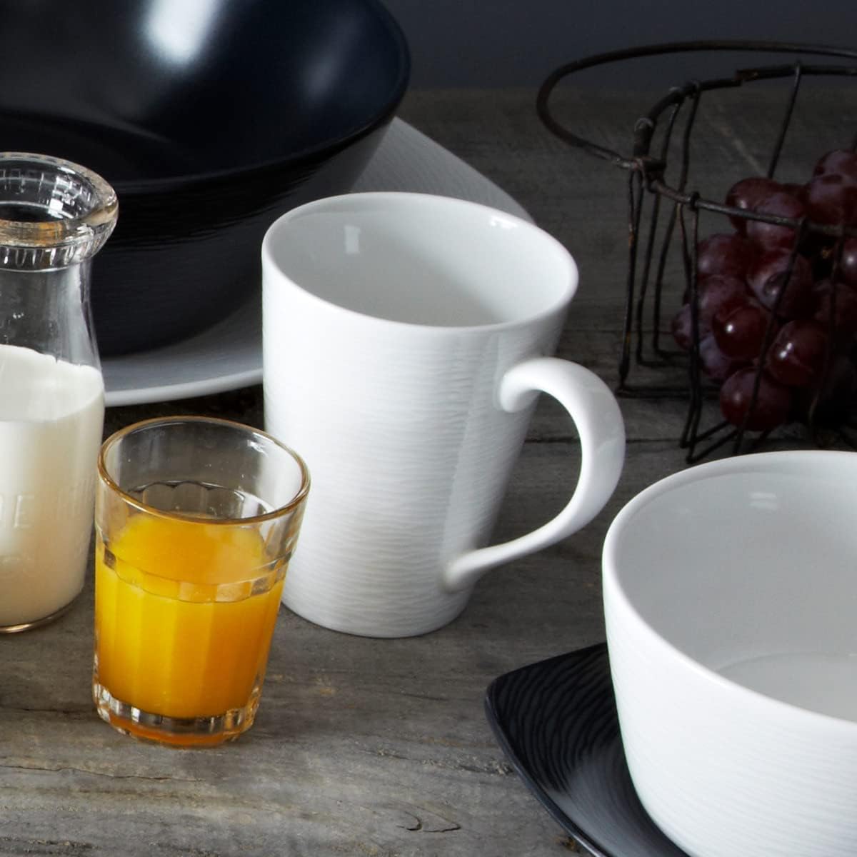 Noritake Colorscapes White-on-White Swirl 16-Piece Coupe Dinnerware Set, Service for 4