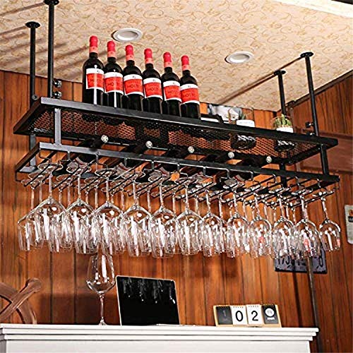 Étagère à vin au plafond pour libérer l'espace des petits comptoirs