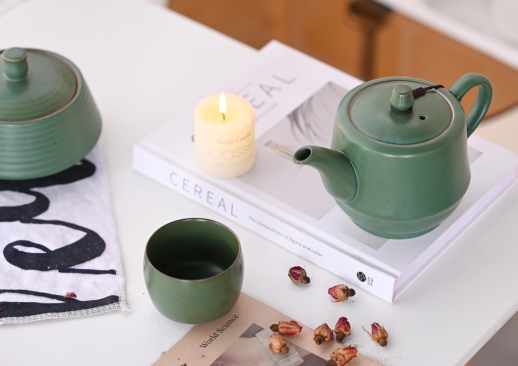 Théière en Céramique de Style Rural avec Infuseur en Acier Inoxydable 450 ml - Théière en Porcelaine pour Thé en Fleurs et Thé en Vrac (Vert)