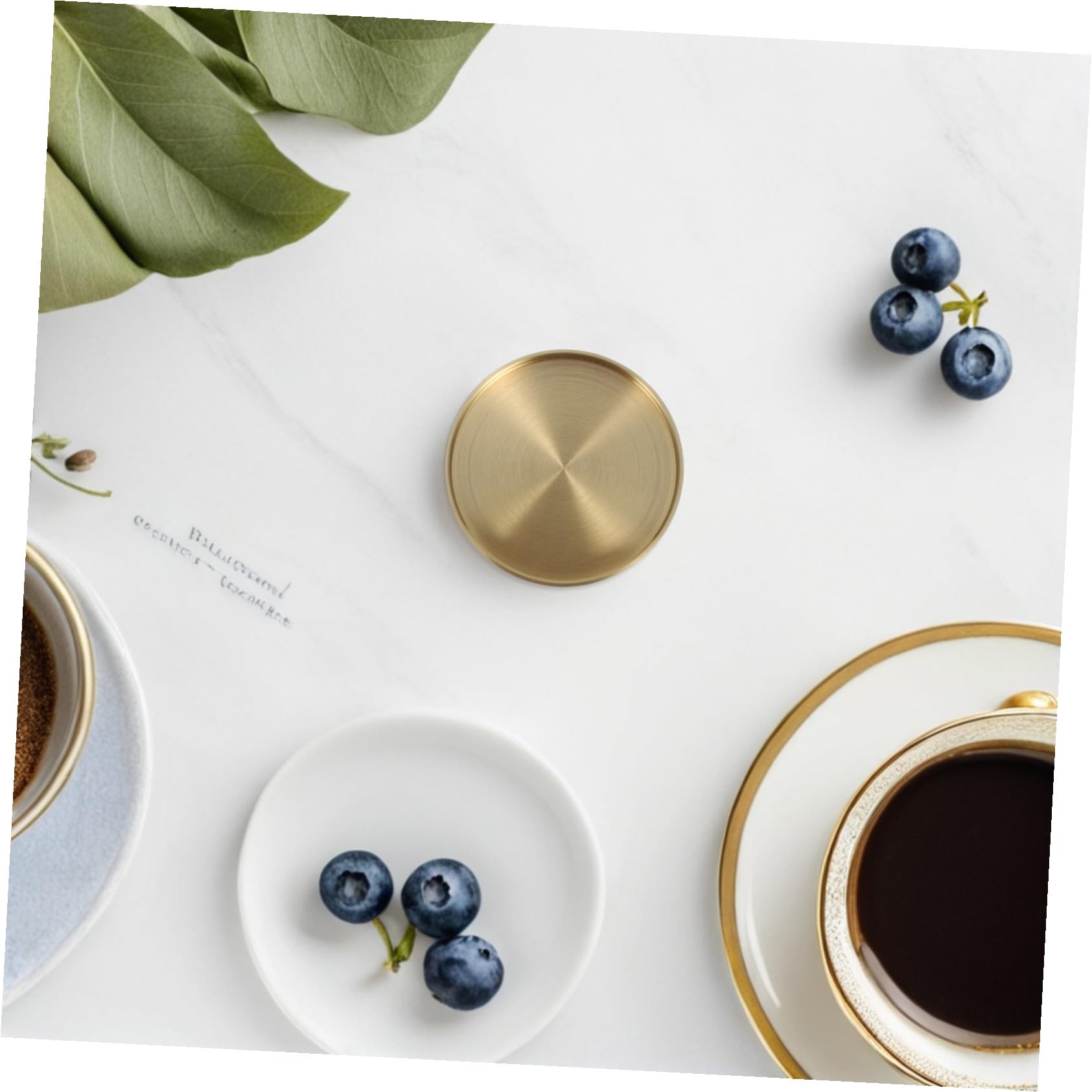 Posavasos Decorativos Redondos 3piezas de Latón para Mesa | Dorado, Uso en Oficina y Hogar, para Tazas y Frascos, Diseño Creativo y Llamativo