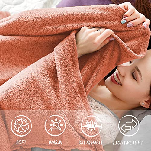 FARFALLAROSSA Kuscheldecke Flauschig 210 x 240 cm - XXL Fleecedecke Sofa Decken Couchdecke - Oeko-TEX - Super Weiche Fleecedecke als… – Ansicht 3
