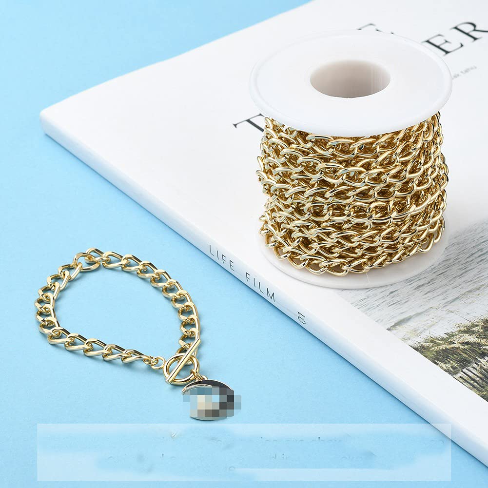 A Roll of Gold 16.4 Feet/5 Meters Aluminium Curb Chains Necklace Chain Twisted Links Cross Chain with Spool for Bracelet Necklace DIY Jewelry Making Accessories (Gold)