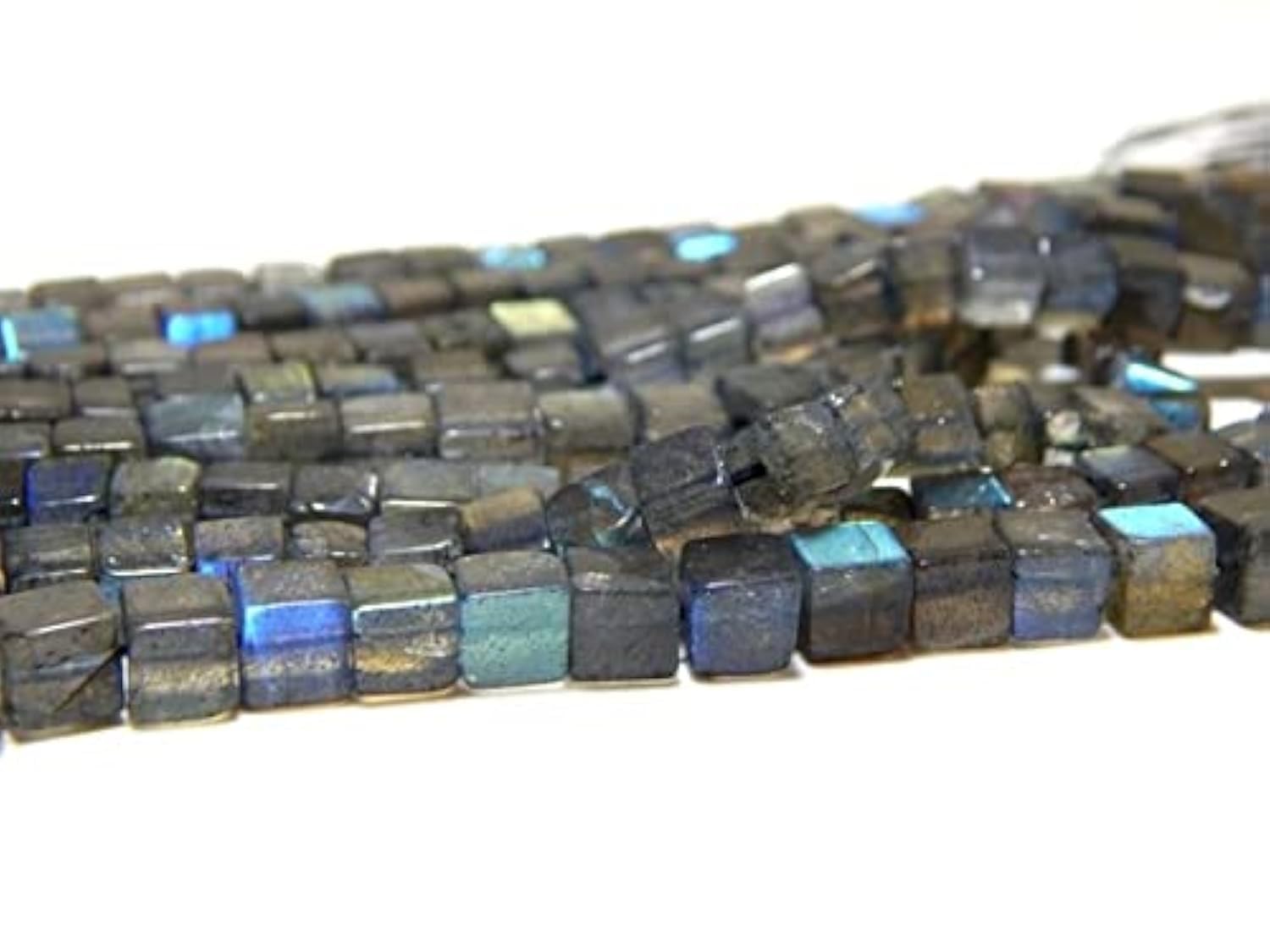 Labradorite cube 5mm fil perle naturelle gemme lithothérapie