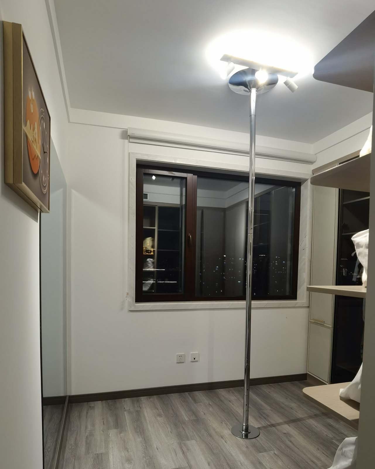 ポールダンス　ポール 614eJxfvtUL._UF350,350_QL50_.jpg