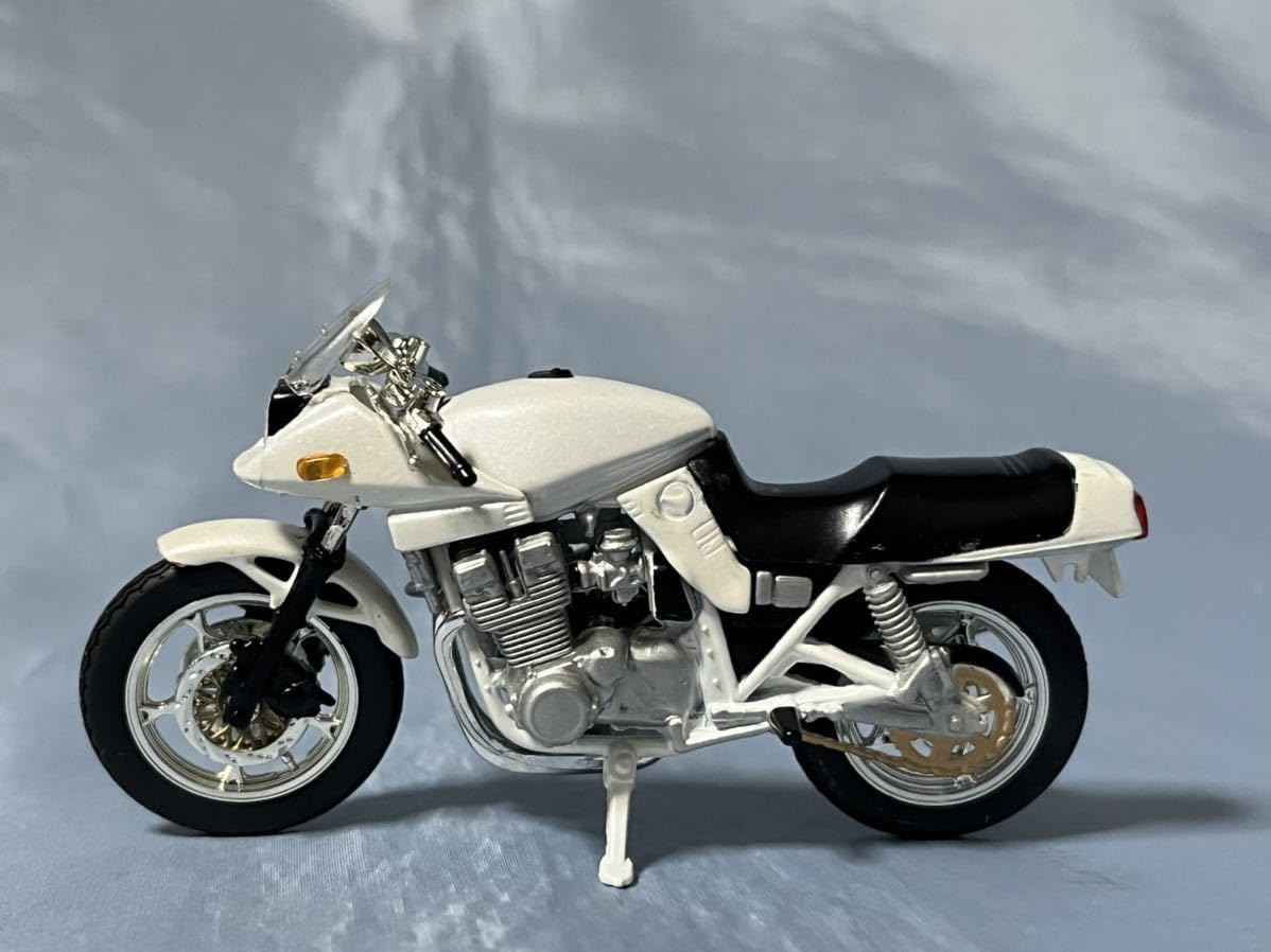 青島おいらのマシン SUZUKI GSX750S 激レア絶版。 Amazon | アオシマ製 少年マガジン あいつとララバイディープ カタナ