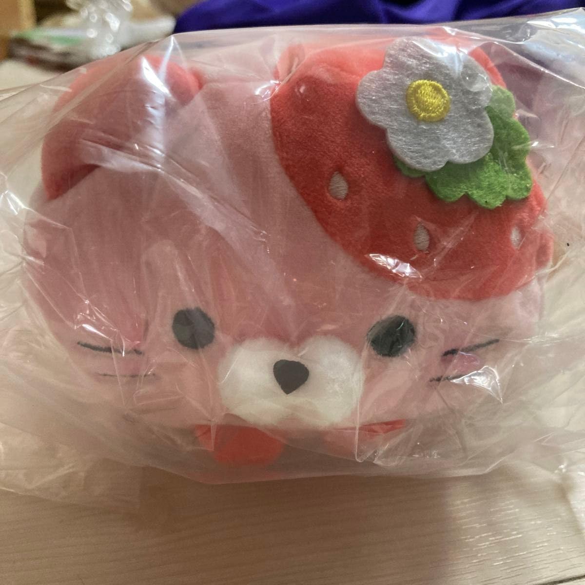 Amazon.co.jp: もちふわころころにゃんこ 地域限定 栃木 いちごにゃん