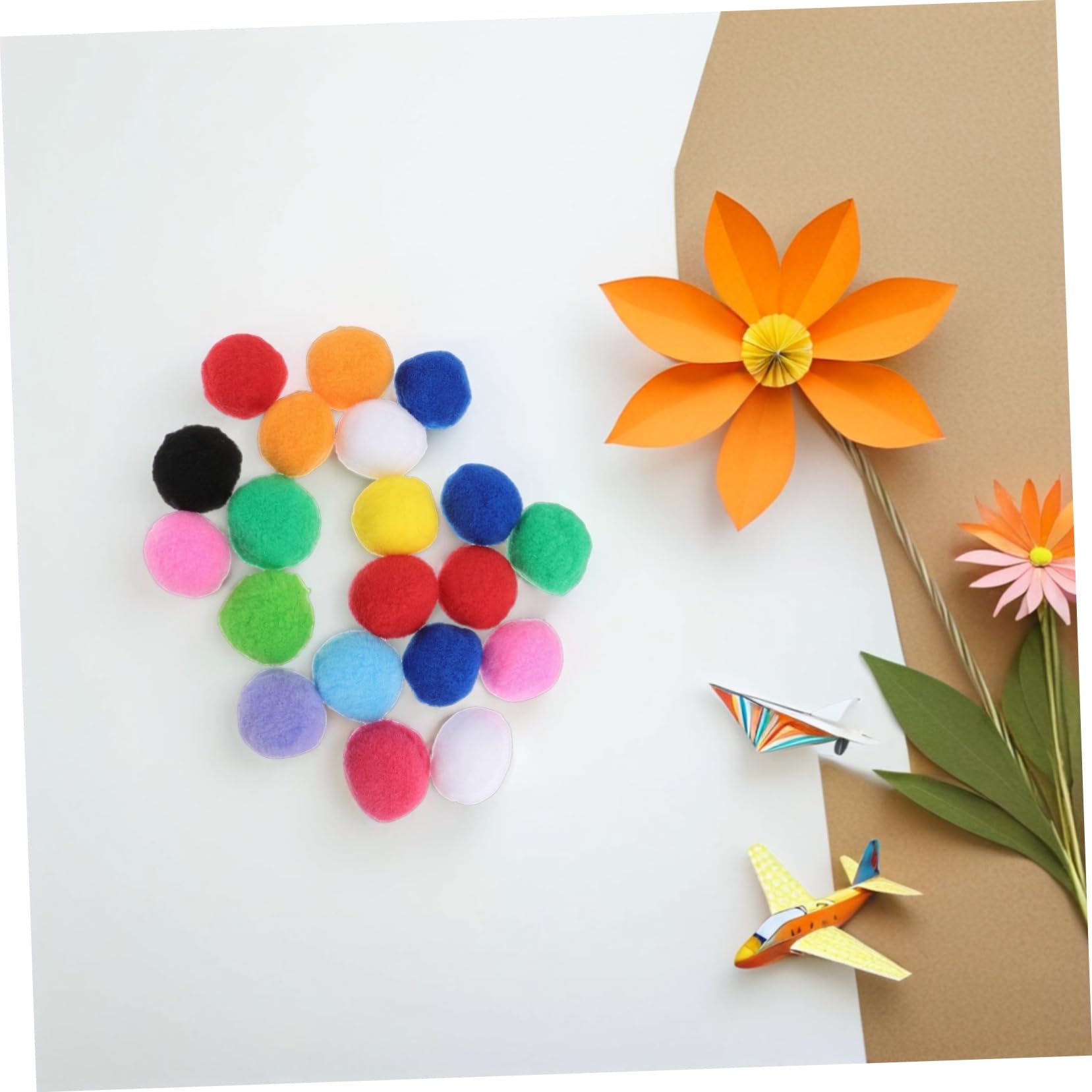 Pompons Artisanaux 4cm, 200 Pièces, Boule Duveteuse pour Loisirs Créatifs