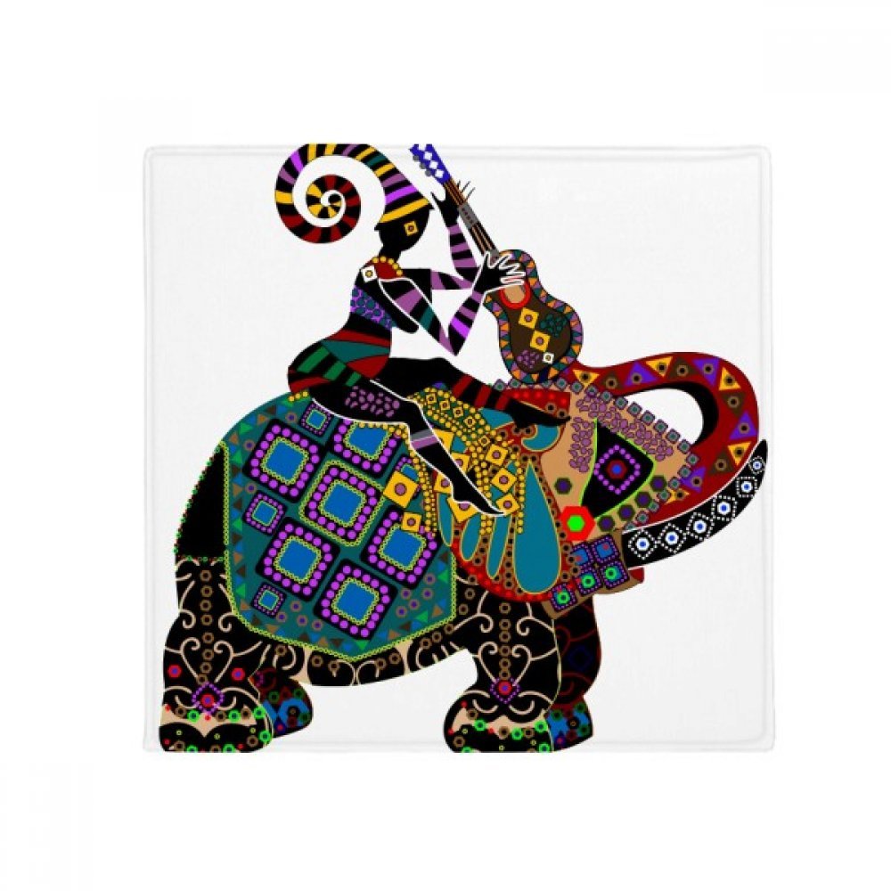Tapis de salon éléphant totem coloré pour décorer une entrée