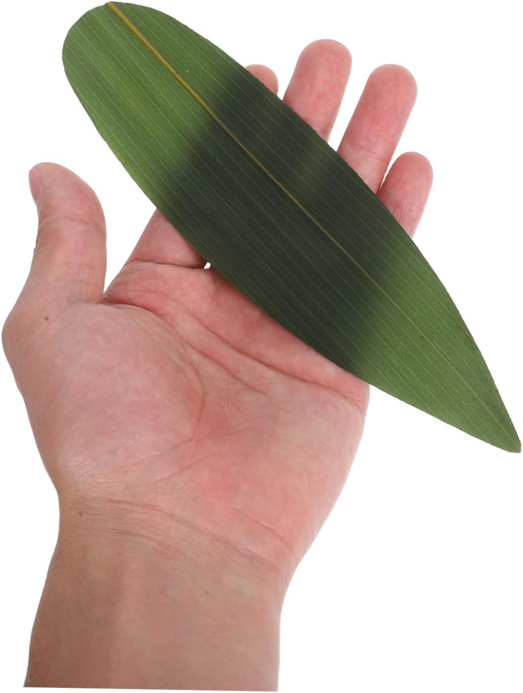 100pcs Bamboo Leaves for Sushi Decoration Japanese Food Mat Sashimi Plate Decor Aesthetic Food Presentation for Parties and Photography Fresh Culinary Display