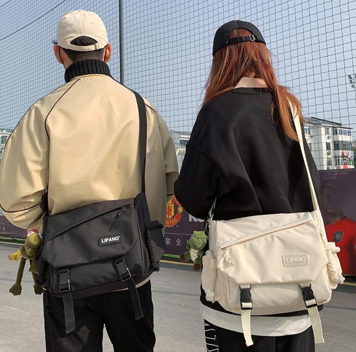 Sac à bandoulière en nylon kawaii style japonais avec pin's et ornements