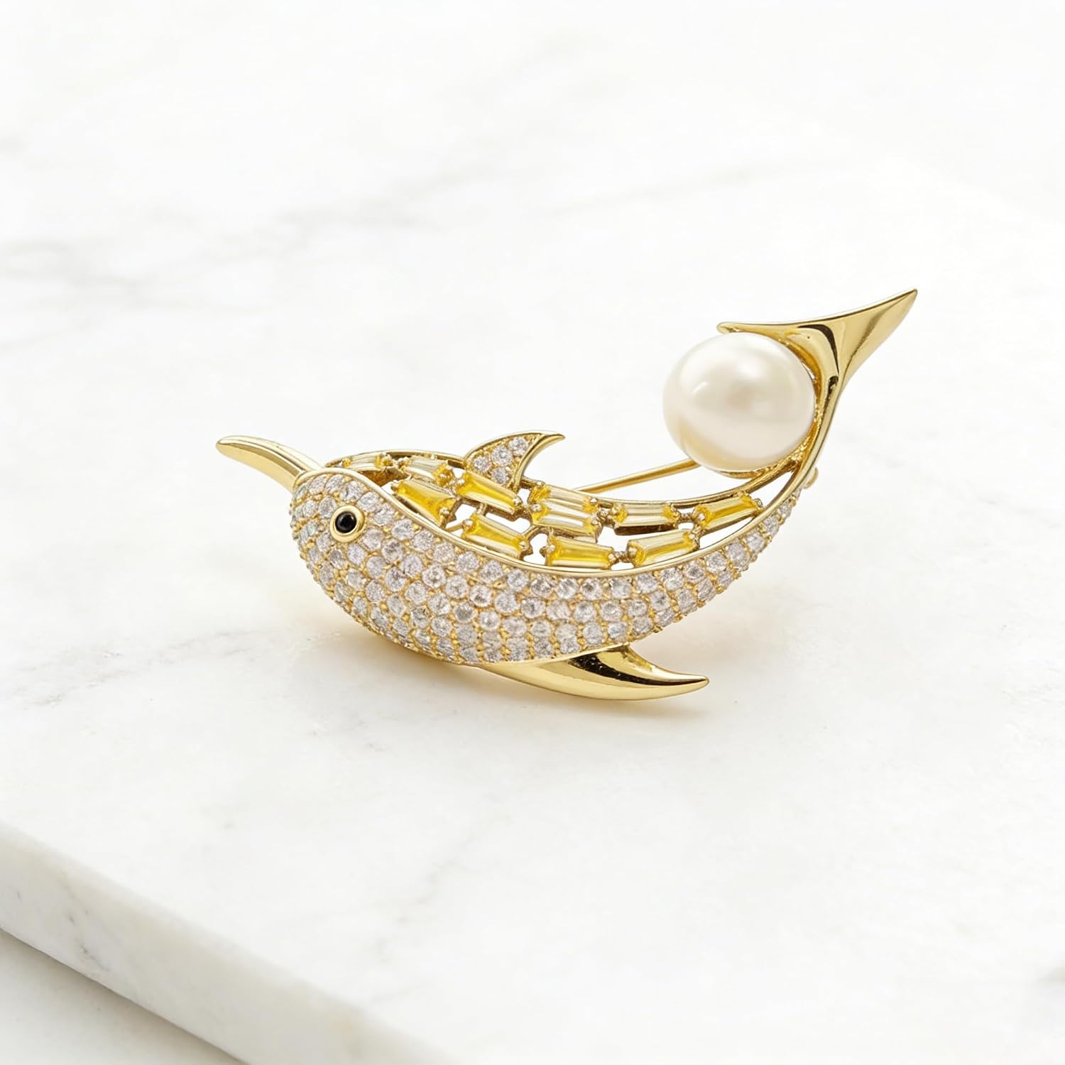 Dolphin Brooch Pin for Women - Gold Plated Rhinestone Lady Pearl Brooch | Elegant Crystal Zircon Casual Lapel Pin, Fashion Ocean Animal Jewelry Accessory for Blazer Coat Sweater Shirt Dress
