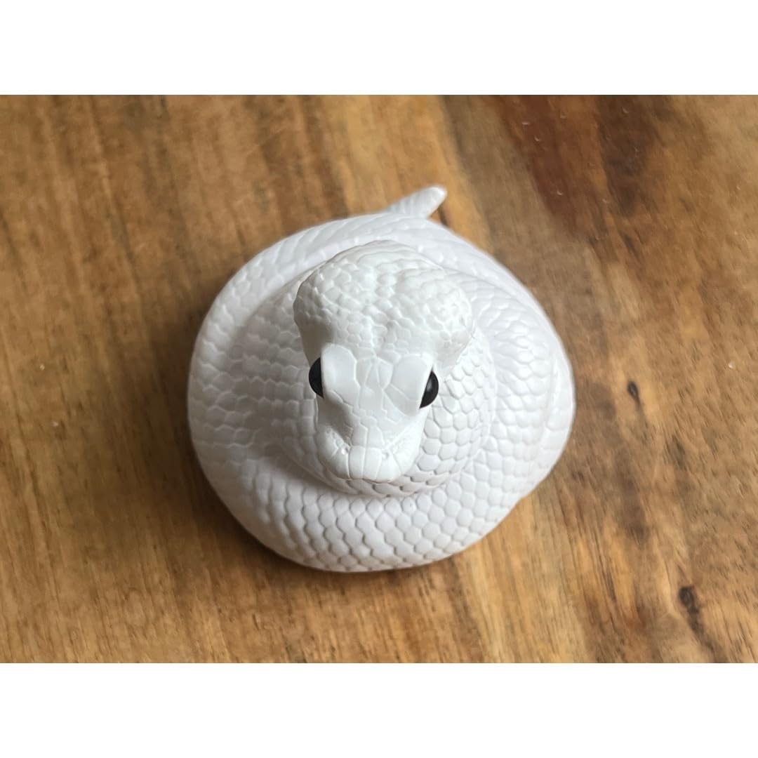 Amazon.co.jp: 白蛇 置物 高さ:約4.5cm : ホーム＆キッチン