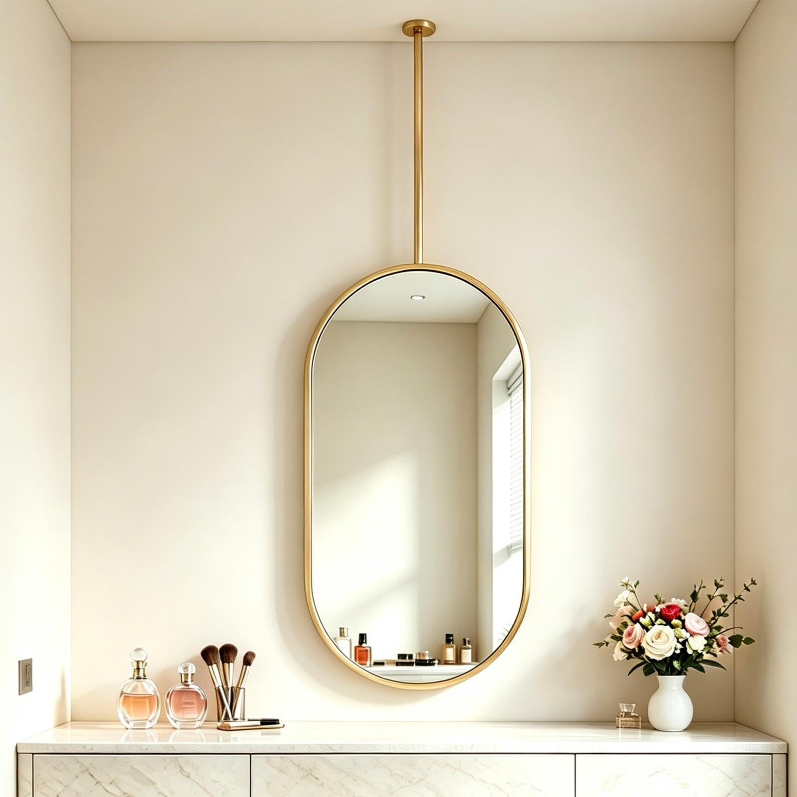 Miroir ovale suspendu au plafond, Miroir de courtoisie avec cadre doré