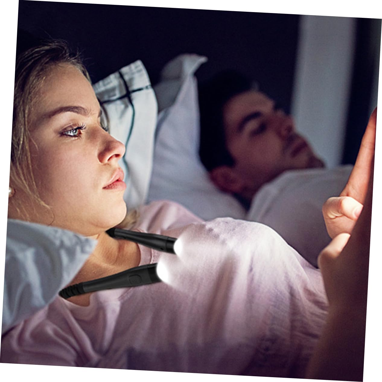 HOLIDYOYO Neck Light Rechargeable Hands- Reading Lamp for Bed Headboard Bed Lights for Reading